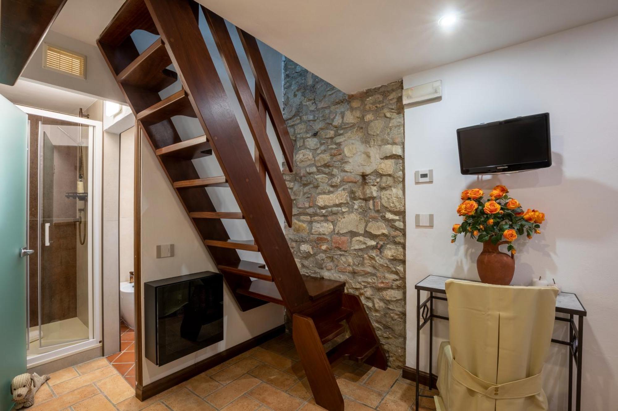 Il Torrione Bed & Breakfast กัสติลโยเน เดล ลาโก ภายนอก รูปภาพ