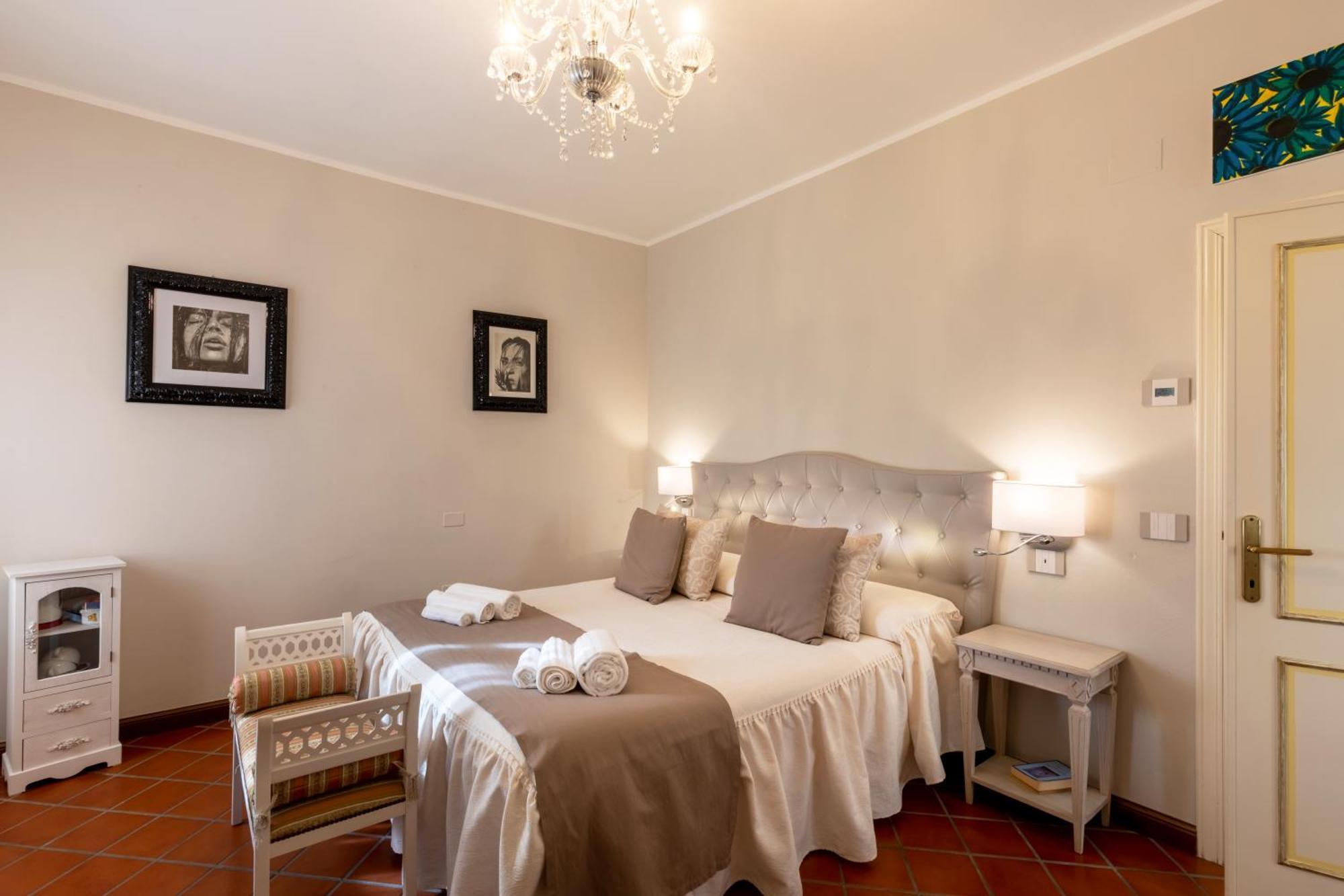 Il Torrione Bed & Breakfast กัสติลโยเน เดล ลาโก ภายนอก รูปภาพ