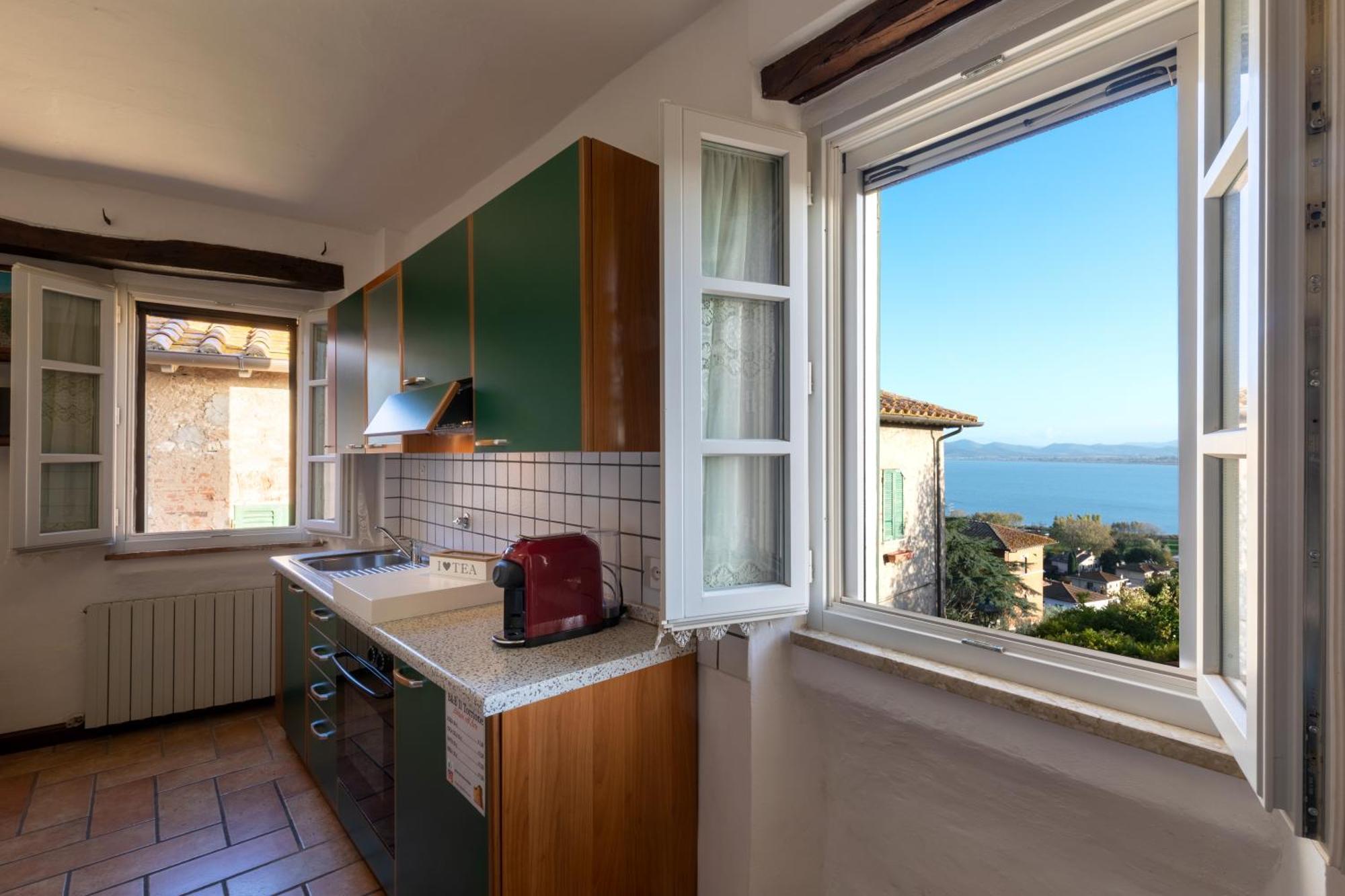 Il Torrione Bed & Breakfast กัสติลโยเน เดล ลาโก ภายนอก รูปภาพ